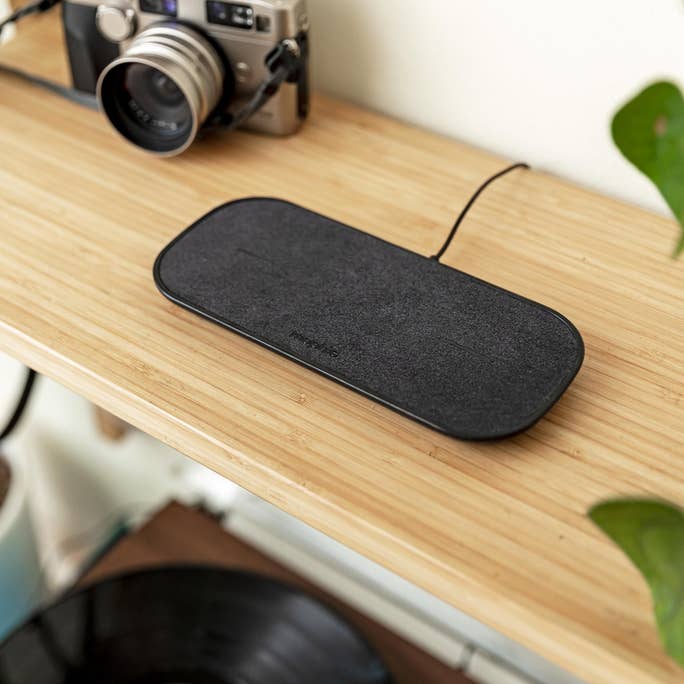 Mophie Wireless Charging Dual Pad (10W & 7.5W), Black