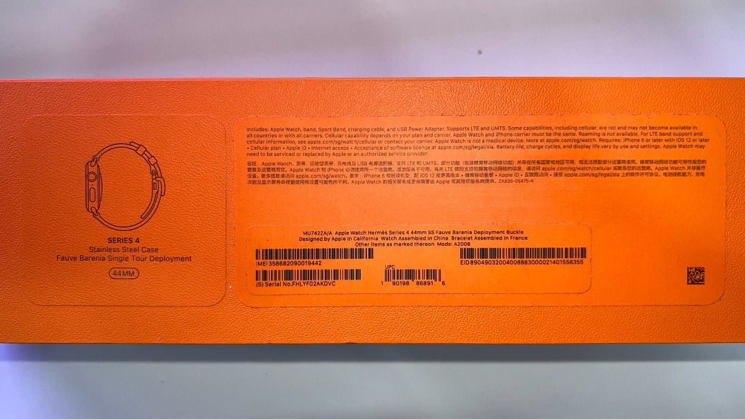 Apple Watch Series 4 Hermès 44MM Stainless Steel & Ceramic Case Sapphire Crystal GPS LTE WR-50M (Well Used)