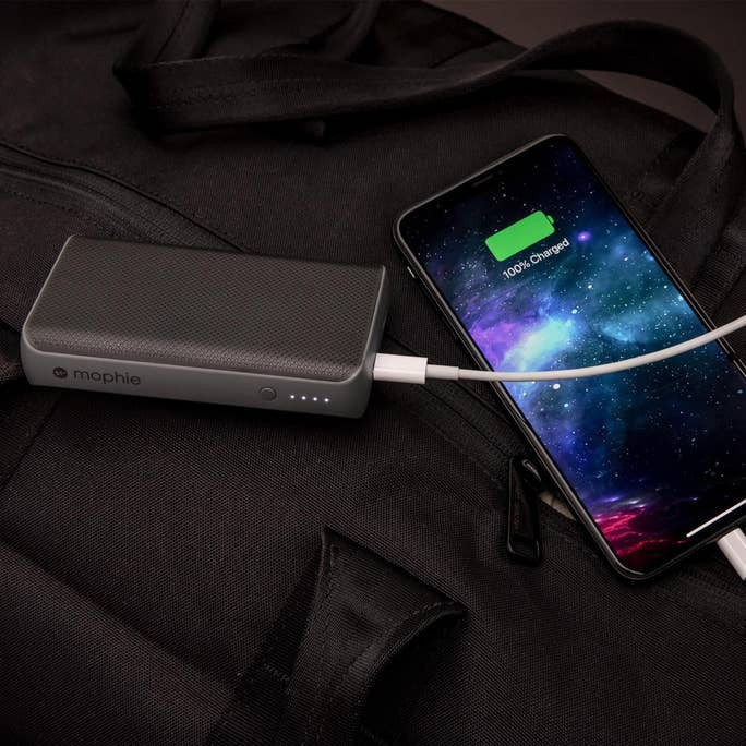 Mophie Powerstation PD External Battery with USB-C PD 18W Fast Charge (6,700 mAh), Black
