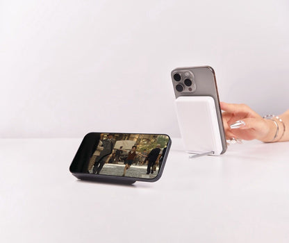 DEVIA Extreme Speed Series Mini PD 30W QI2 Magnetic Bracket Power Bank (10000mAh)